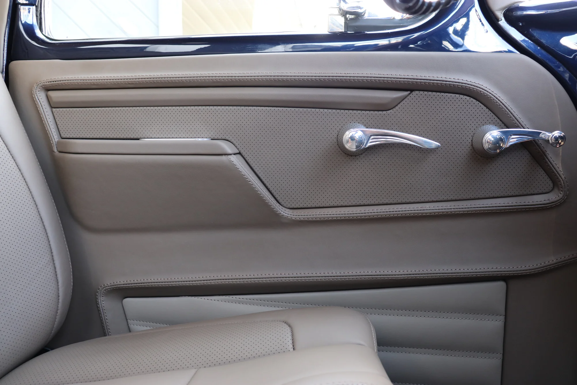 Custom Interior Door Panels | 1955-59 Chevy Pickup Truck