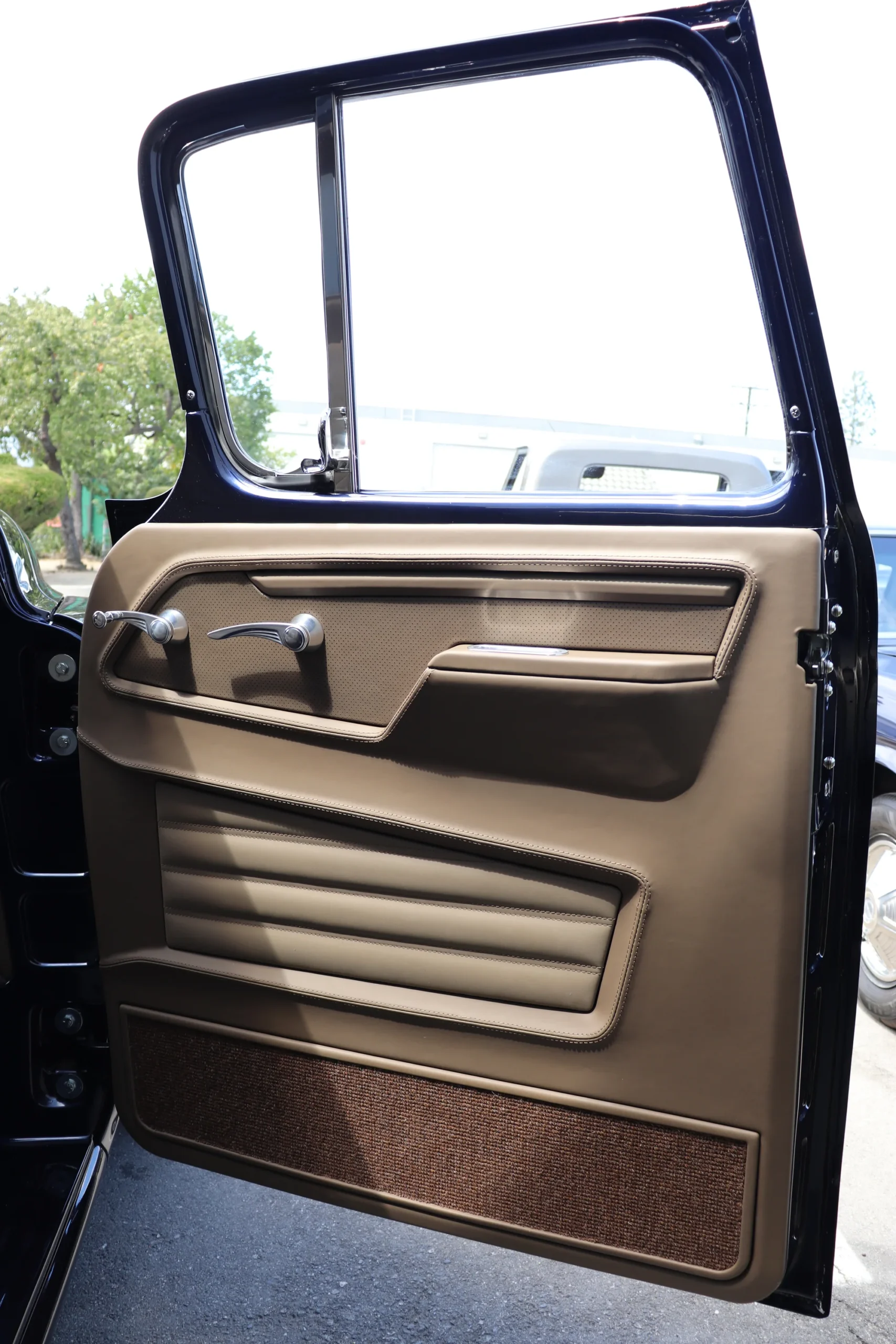 Custom Interior Door Panels | 1955-59 Chevy Pickup Truck