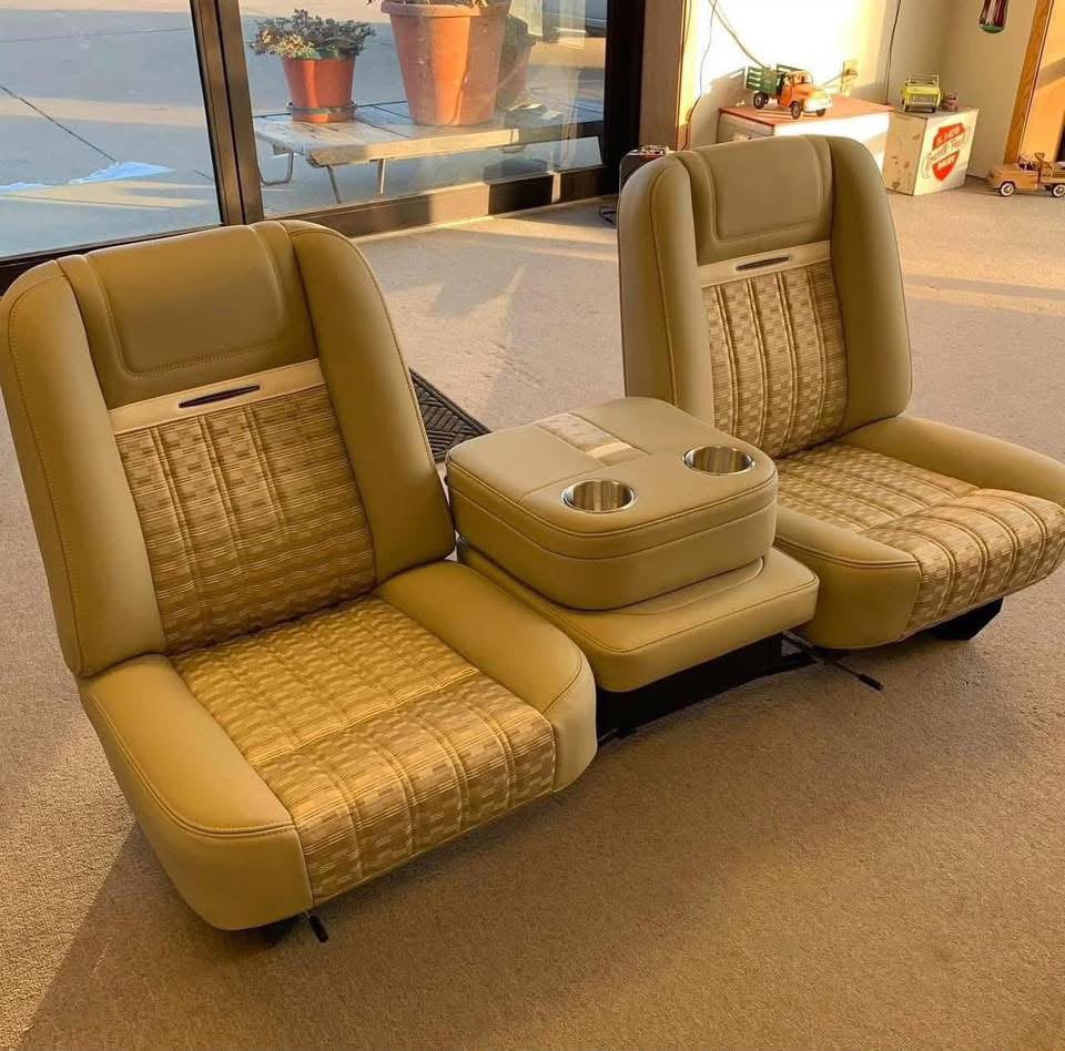 Custom Bucket Seats | 1960-1987 C10