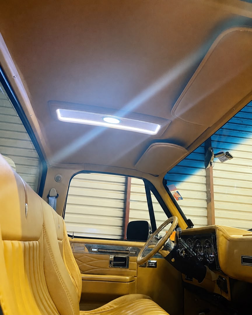 square body headliner
